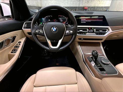 Used 2021 BMW 330i Sedan w/ Premium Package RWD image 8