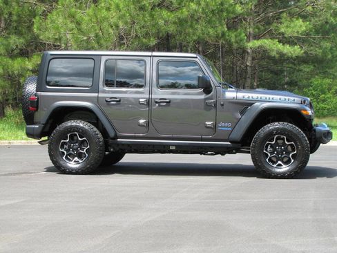 Used 2021 Jeep Wrangler Unlimited Rubicon 4xe w/ Dual Top Group image 5