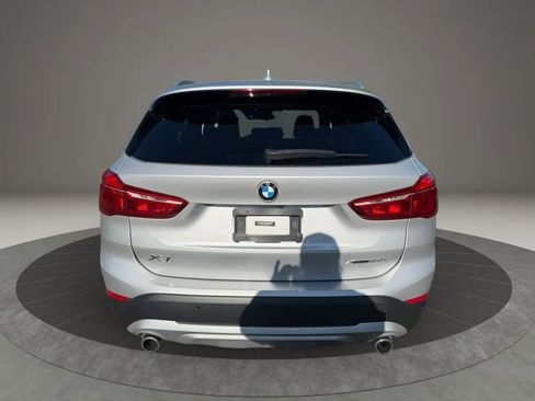 Used 2021 BMW X1 xDrive28i w/ Convenience Package AWD/4WD image 6