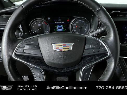 Used 2023 Cadillac XT5 Premium Luxury w/ Technology Package image 10