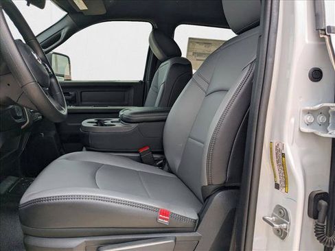 New 2025 RAM 5500 Tradesman AWD/4WD image 4
