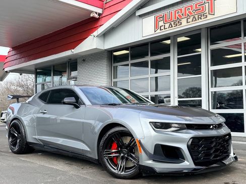 Used 2023 Chevrolet Camaro ZL1 image 1