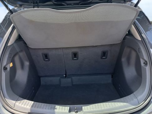 Used 2018 Chevrolet Bolt LT FWD image 17