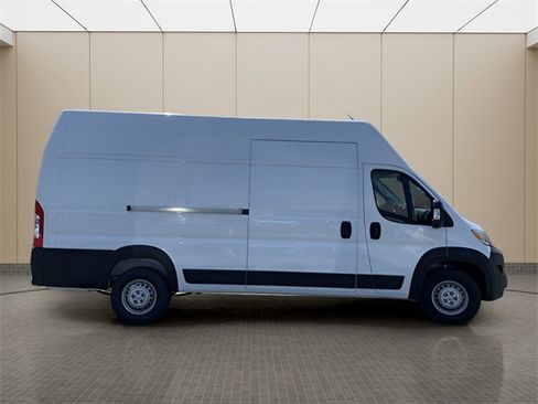 New 2024 RAM ProMaster 3500 w/ Convenience Group image 8