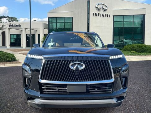 New 2026 INFINITI QX80 Luxe w/ Cargo Package image 2