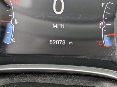 Used 2020 Jeep Compass Latitude w/ Popular Equipment Group FWD image 25
