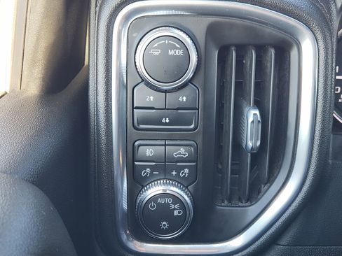 Used 2022 GMC Sierra 2500 SLE w/ SLE Convenience Package image 28