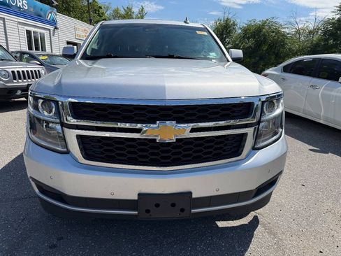 Used 2019 Chevrolet Suburban LT AWD/4WD image 6