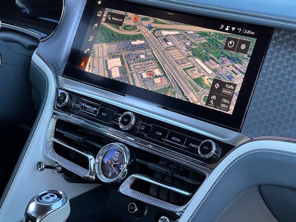 Certified 2025 Bentley Flying Spur Plug-In Hybrid w/ First Edition Specification AWD/4WD image 44