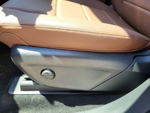 New 2025 Mercedes-Benz GLS 450 4MATIC image 12