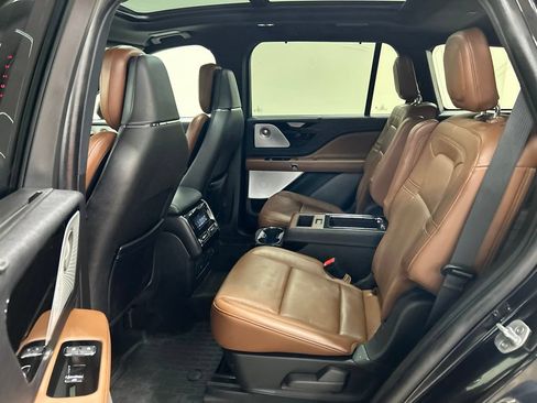 Certified 2023 Lincoln Aviator Reserve w/ Equipment Group 201A AWD/4WD image 28
