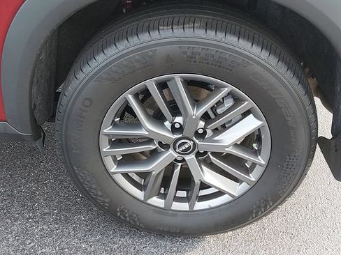Used 2026 Nissan Rogue S FWD image 17