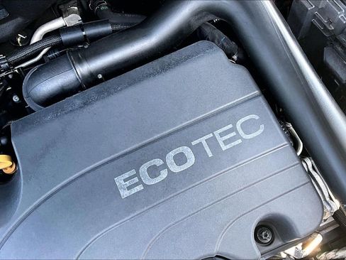 Used 2020 GMC Terrain SLE w/ Driver Convenience Package image 29