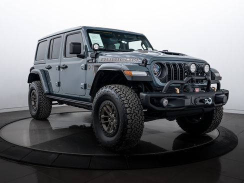 Used 2024 Jeep Wrangler Unlimited Rubicon 392 image 9