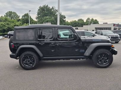 Used 2023 Jeep Wrangler Unlimited w/ Cold Weather Group