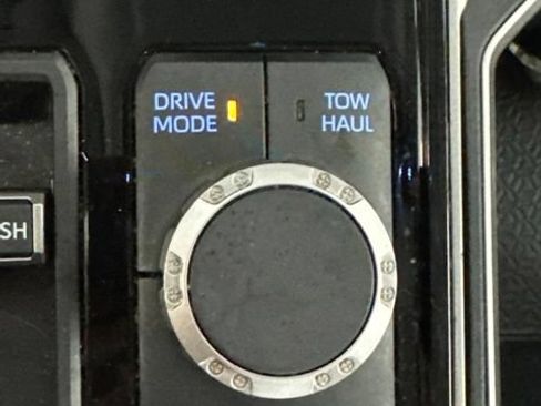 Used 2023 Toyota Tundra SR5 AWD/4WD image 5