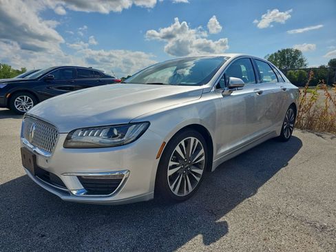 Used 2018 Lincoln MKZ Select w/ Select Plus Package AWD/4WD image 1