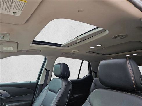 Used 2018 Chevrolet Traverse Premier w/ Driver Confidence II Package image 16
