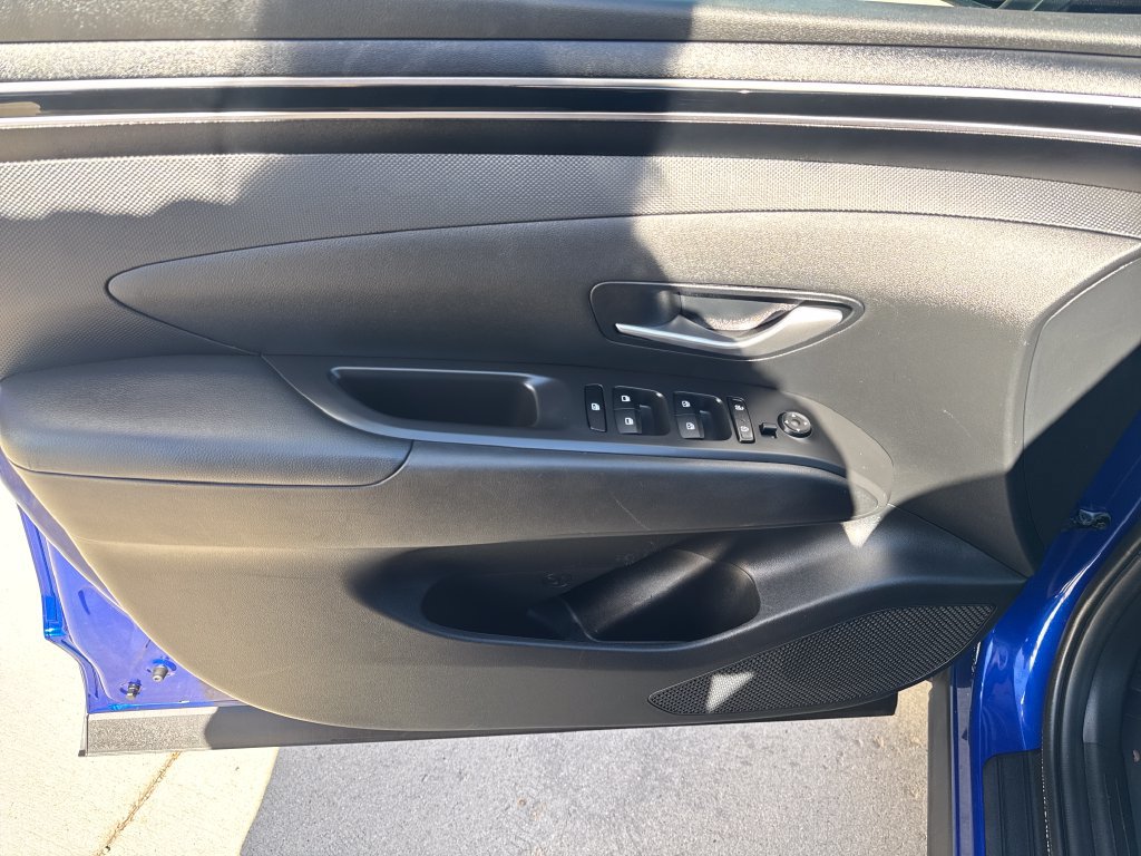 Used 2023 Hyundai Tucson SEL w/ Cargo Package AWD/4WD image 10