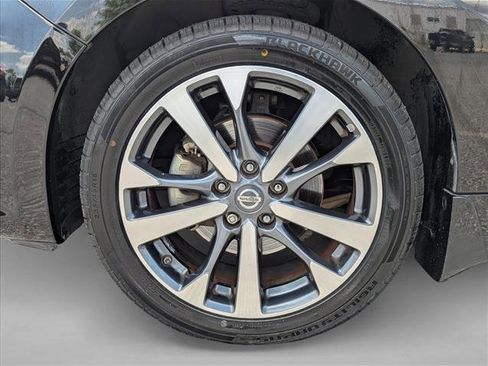 Used 2017 Nissan Altima 2.5 SR FWD image 9