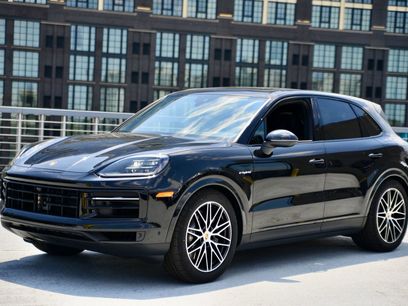 New 2025 Porsche Cayenne S