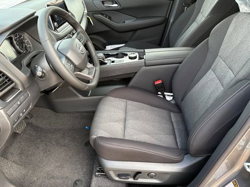 New 2026 Nissan Rogue SV image 19