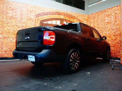 Used 2022 Ford Maverick Lariat w/ Lariat Luxury Package FWD image 8