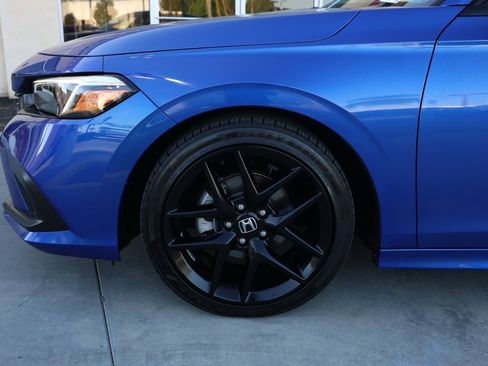 Used 2024 Honda Civic Sport image 11