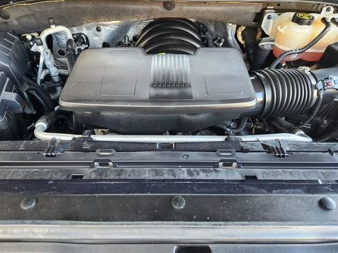 Used 2024 Chevrolet Silverado 1500 LT w/ Z71 Off-Road Package AWD/4WD image 31