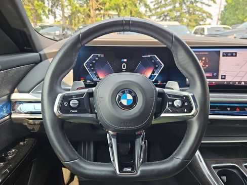 Used 2025 BMW 740i xDrive AWD/4WD image 20