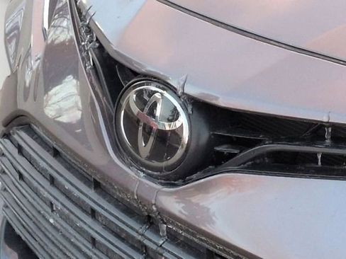 Used 2023 Toyota Camry LE image 25