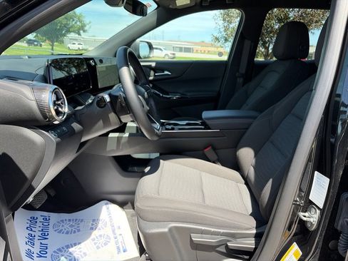 Used 2026 Chevrolet Equinox LT FWD image 47