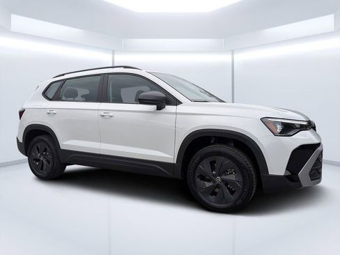 New 2026 Volkswagen Taos S image 1