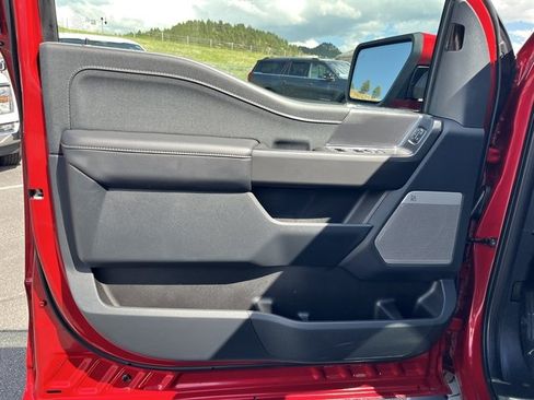 Used 2025 Ford F150 Lariat AWD/4WD image 14