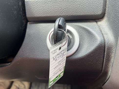 Used 2015 RAM 1500 Express AWD/4WD image 29