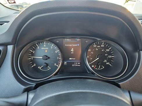 Used 2020 Nissan Rogue Sport S image 20