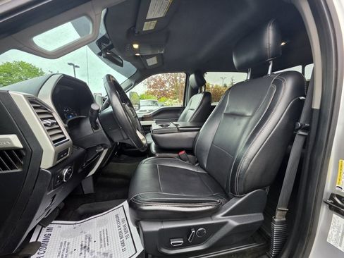 Used 2017 Ford F350 Lariat w/ Lariat Value Package AWD/4WD image 18