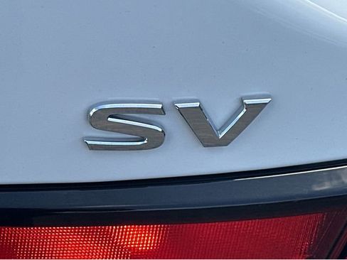 Used 2024 Nissan Sentra SV FWD image 32