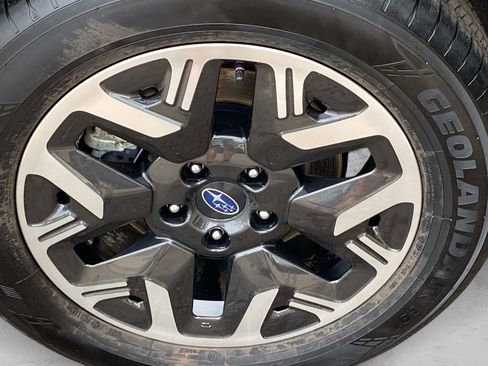 Certified 2025 Subaru Forester Premium AWD/4WD image 24