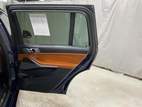 Used 2023 BMW X7 xDrive40i w/ Premium Package image 27