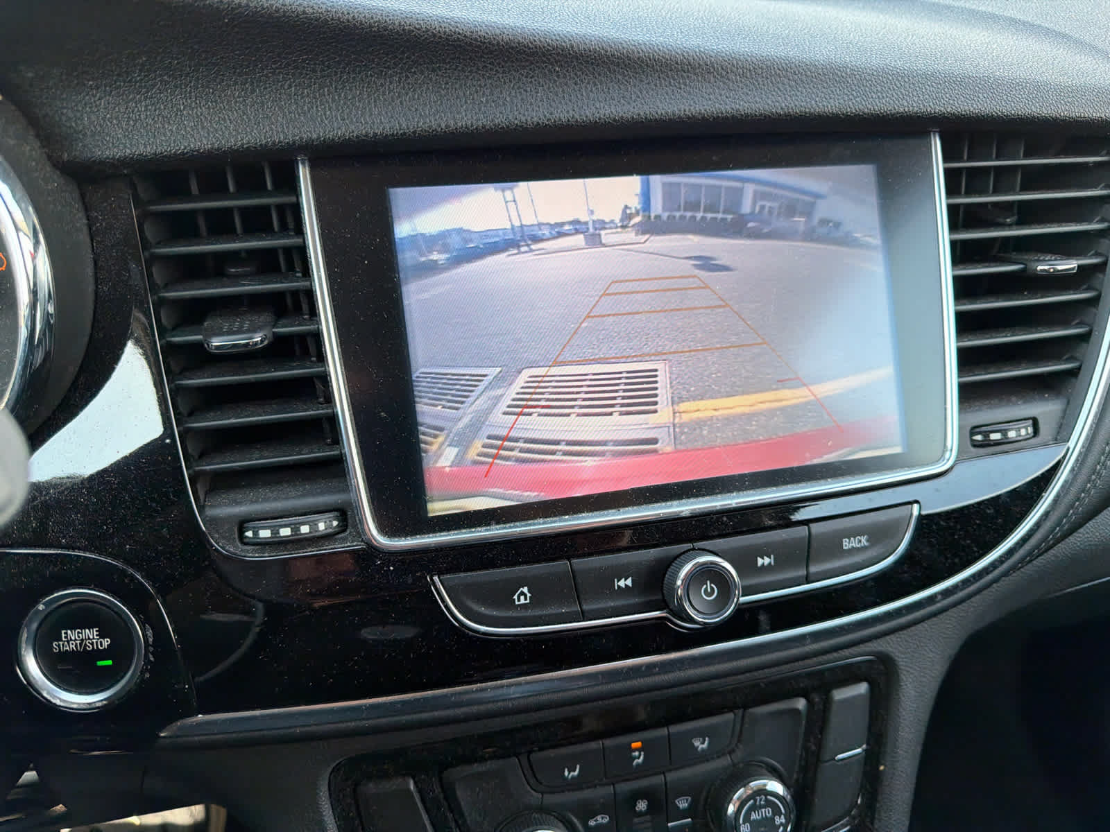 Certified 2018 Buick Encore Preferred AWD/4WD image 9