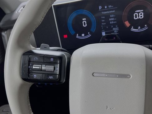 Used 2025 Hyundai Santa Fe SEL FWD image 19