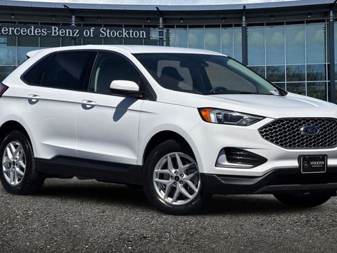 Used 2024 Ford Edge SEL AWD/4WD image 2