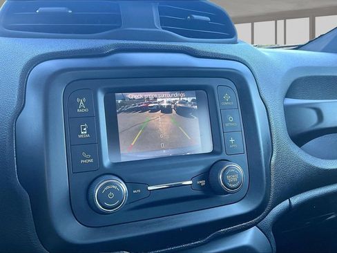 Used 2020 Jeep Renegade Sport w/ Sport Appearance Group AWD/4WD image 21