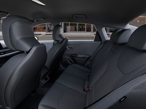 New 2026 Kia K4 FWD image 18