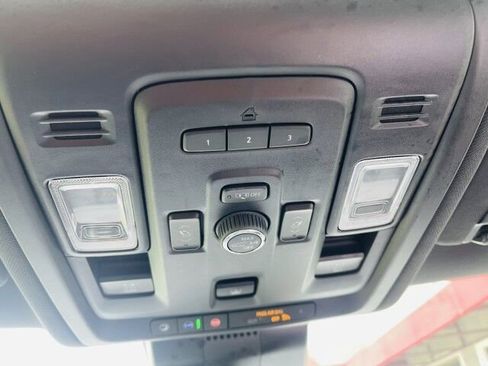 Used 2024 Chevrolet Tahoe Z71 w/ Luxury Package image 30