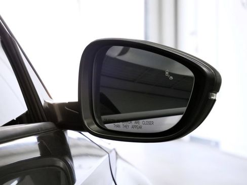 Used 2020 Honda Accord Touring image 38