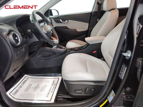 Used 2022 Hyundai Kona Limited image 25