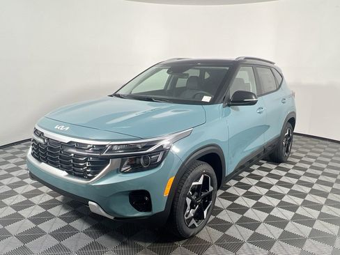 Certified 2025 Kia Seltos S AWD/4WD image 9