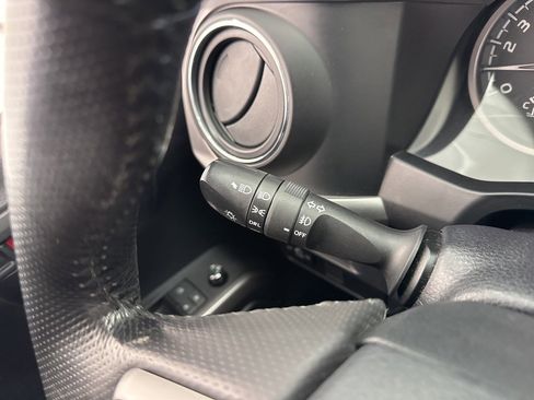 Certified 2017 Toyota Tacoma SR5 image 21